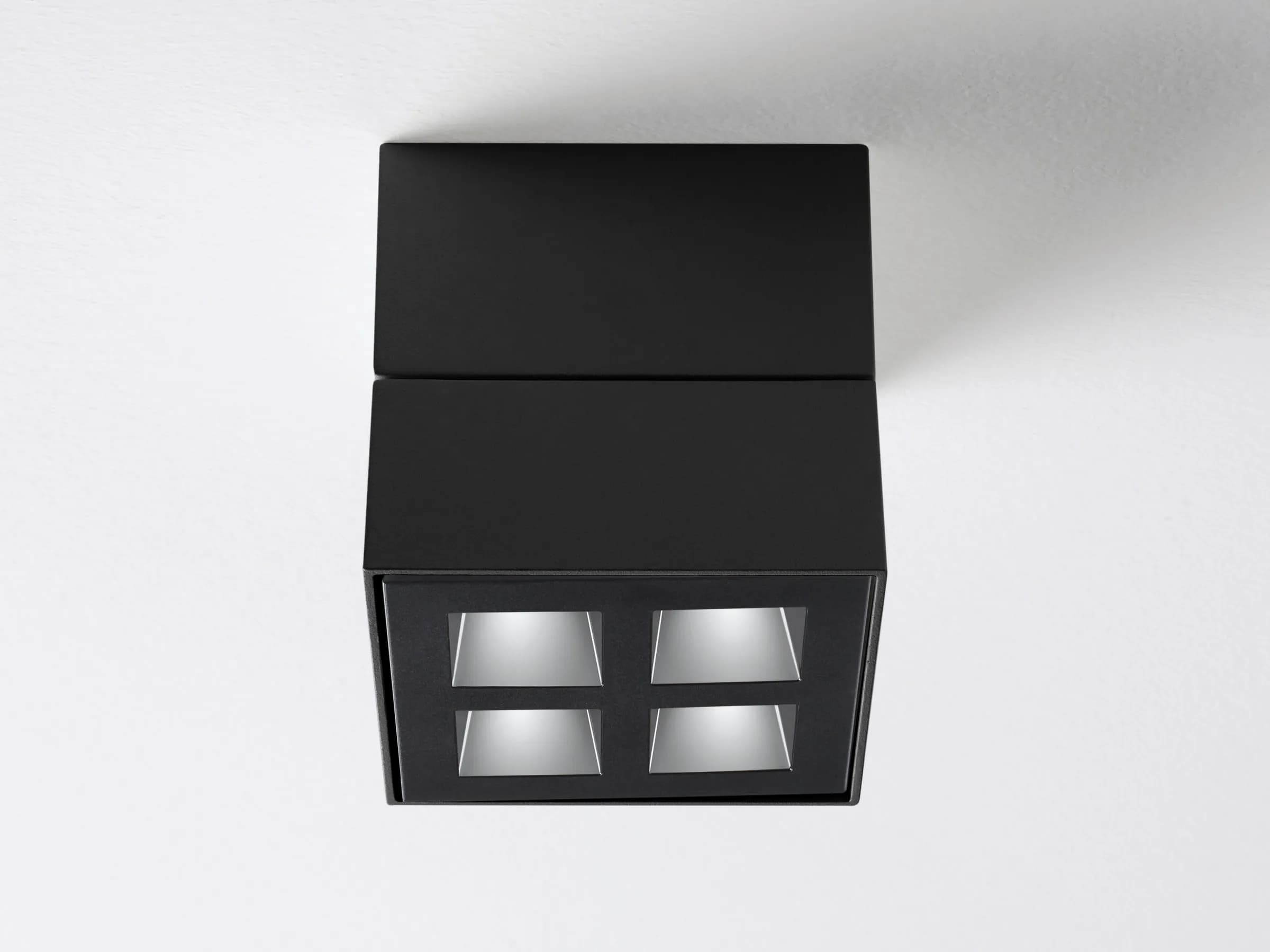 Molto Luce Grid – laevalgusti